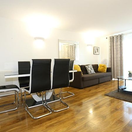 Lovely View 2 Beds 2 Bath Apartment, Лондон Экстерьер фото