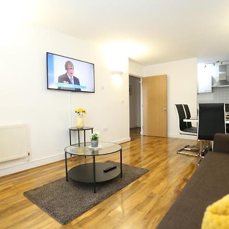 Lovely View 2 Beds 2 Bath Apartment, Лондон Экстерьер фото