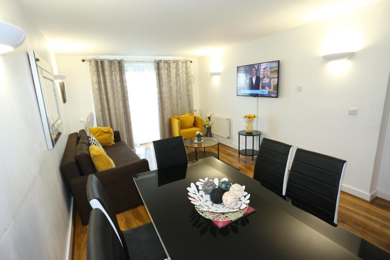Lovely View 2 Beds 2 Bath Apartment, Лондон Экстерьер фото